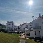 Apartament T2 Com Piscina E Vista Mar *